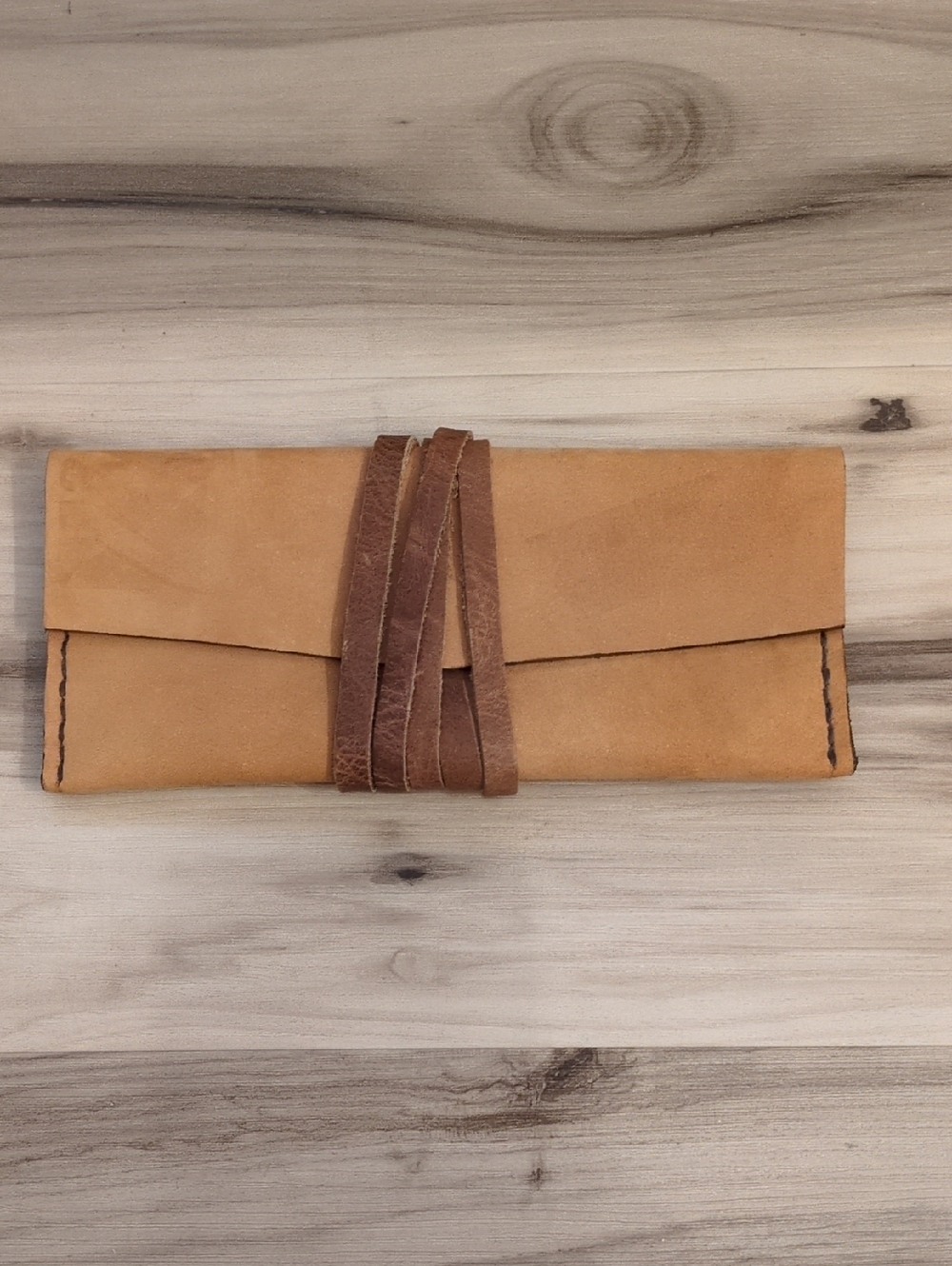 NWOT Guapa Leather Pouch With Wrap Closure Handmade In Maine.